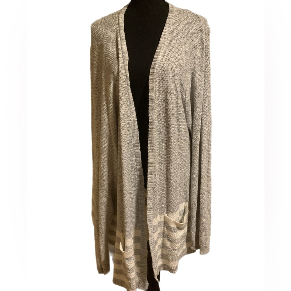 Maurice’s Grey Long Sleeve Cardigan Size 4